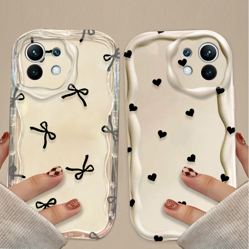 Phone Cases Xiaomi - Funda Negra con Lazo y Corazón